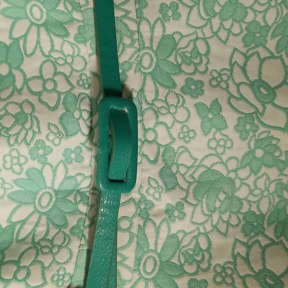 Vintage, knee length, turquoise, floral size 2/4 dress with belt - Picture 3 of 6